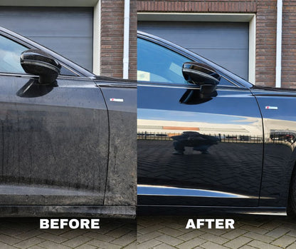 Zij-aan-zij-zicht van een autodeur: vies Voor en glanzend Na, dankzij eikelversterkende autoshampoo van autowassen.