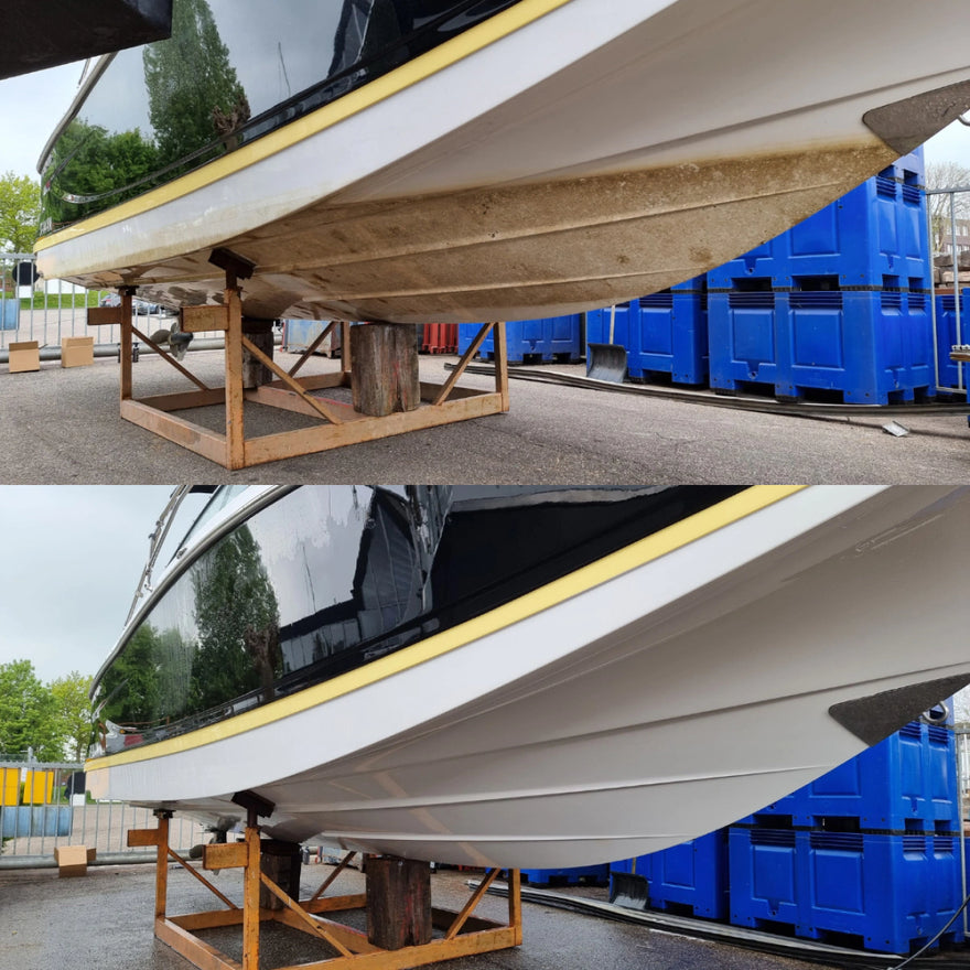 Twee beelden naast elkaar tonen de onderkant van een boot voor en na het reinigen van de boot; bruine vaaraanslag verwijderen maakt de romp brandschoon.