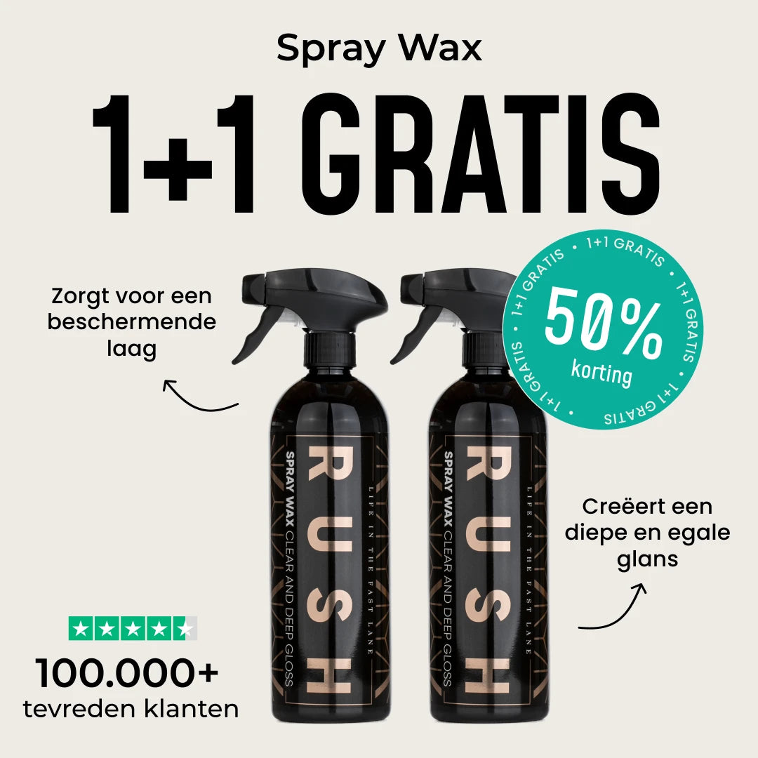 Twee zwarte RUSH Spray Wax flessen afgebeeld met een 1+1 gratis aanbieding, beschermende laag voordelen en een groene 50 kortingsbadge.